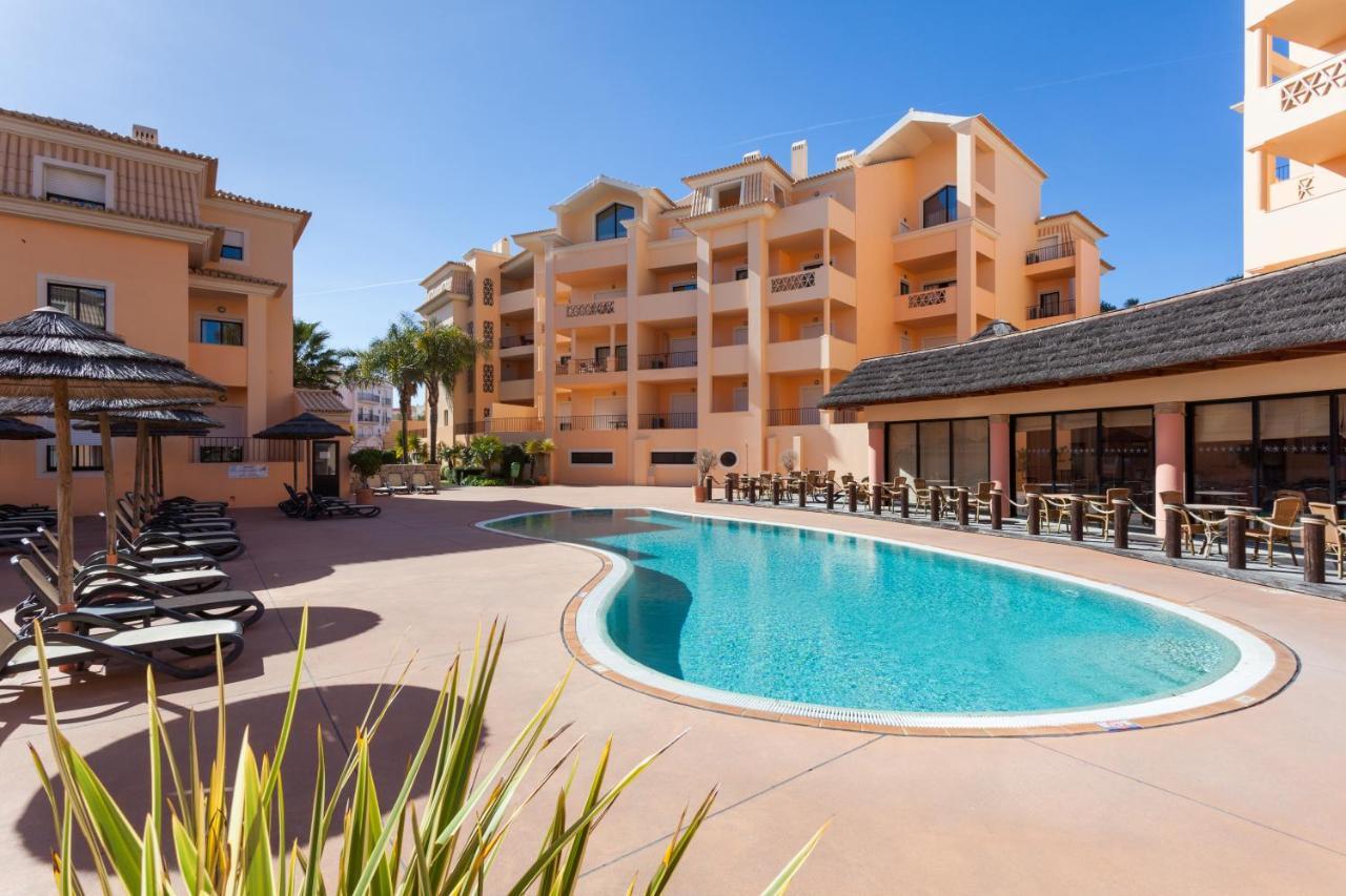 Aum Praia Da Luz Resort Apartment Exteriör bild